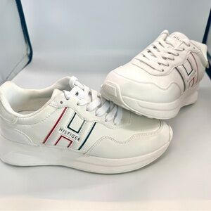 New Designer Tommy Hilfiger Dhante White, Red & Blue Women's Sneakers, Size 10M